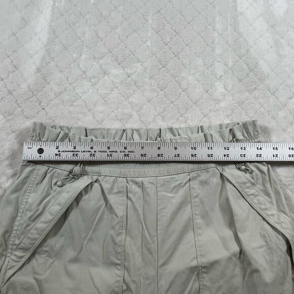 Athleta Trekkie High Rise Parachute Pant - size 6 in Celadon Tint - Picture 3 of 11